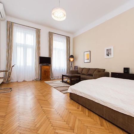 Rosa Linde - Comfort Rooms Vienna Bilik gambar